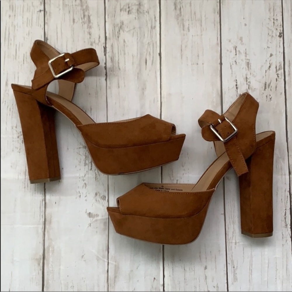 Platform Retro Look Peep Open Toe Block High Heels - image 1